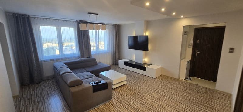 72m2 z jacuzzi i osobnym prysznicem na Jana Pawla obok Carrefoura