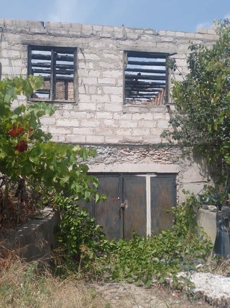 [44]Продам участок с коробкой