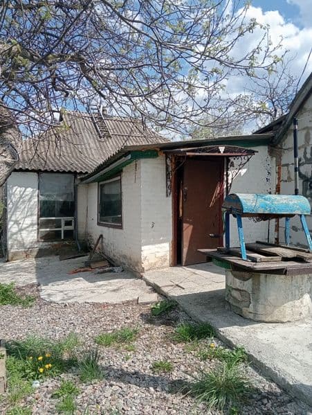 Продам будинок в смт. Комишня.