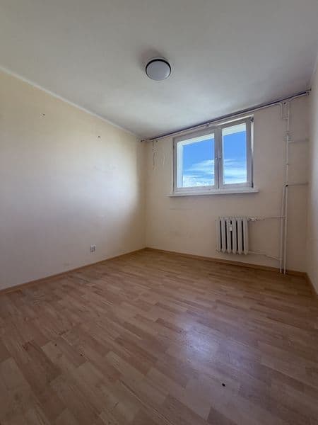 Kusocińskiego 38m2 2 Pokoje 4 Piętro Do Remontu