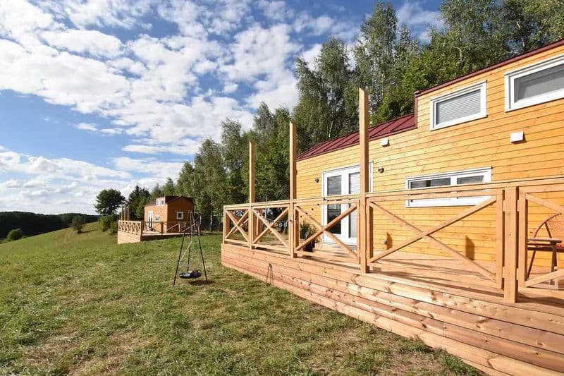 WIDOK NA JEZIORO! Działka z gotowym domem Tiny House - Jezioro Dadaj
