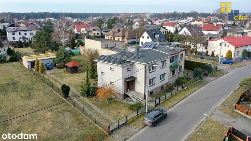 Dom w bliskim sąsiedztwie lasu