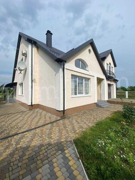 Продається розкішний будинок у мкр-ні Солонці