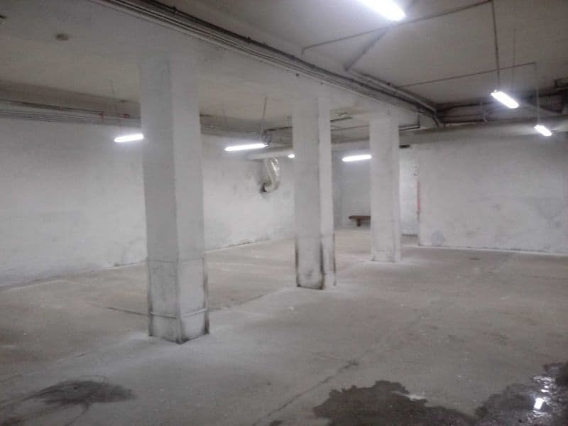 4 stanowiska garażowe w garażu podziemnym wielostanowiskowym w centrum Nysy, garaż