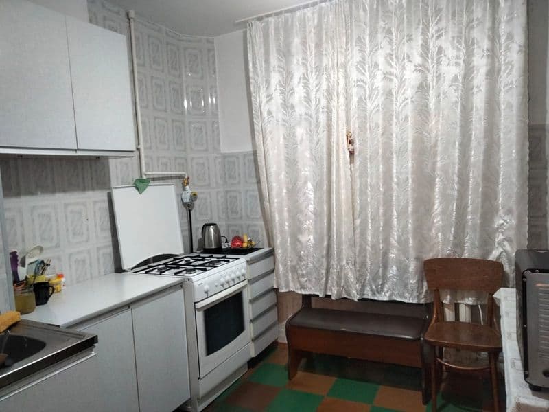 Продается 1комнатная квартира на Жилпоселке.