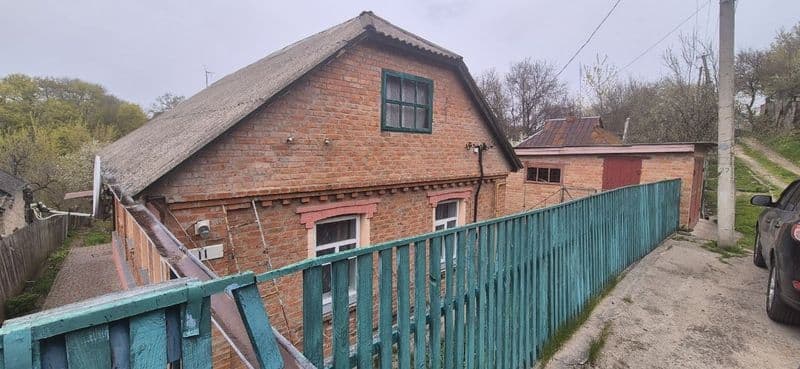 Продам будинок по вул.Виноградна (р-н 10-ї школи)