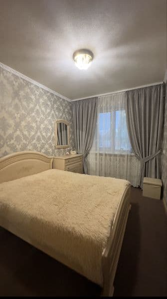 З к.квартира +кирп.гараж в дворі. Ремонт,меблі,авт. газ. опалення