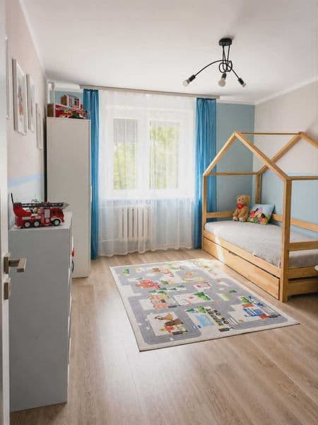 Duże przestronne mieszkanie w centrum miasta 73.4m2.