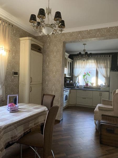 Продаётся 2х эт.дом по пр.Незалежности