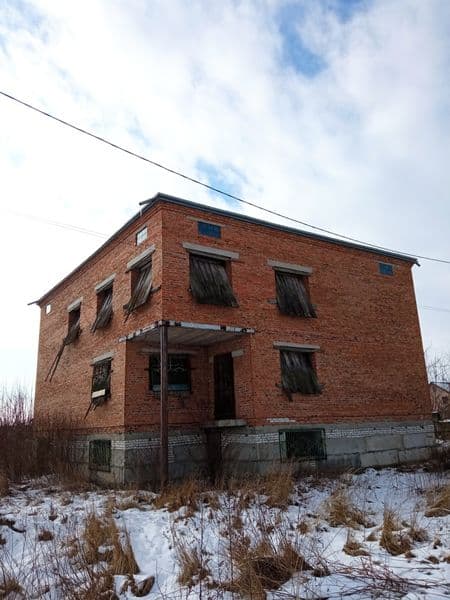 Незавершене будівництво м. Городок,  2 пов. +цок. 600 м. кв.  21 сот.