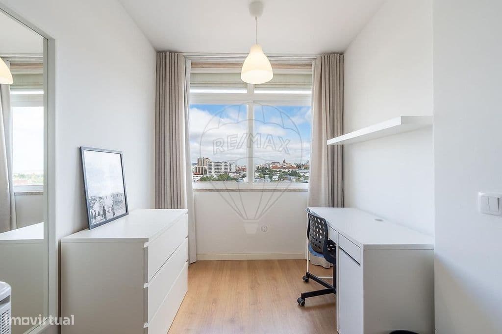 Apartamento T7 para venda