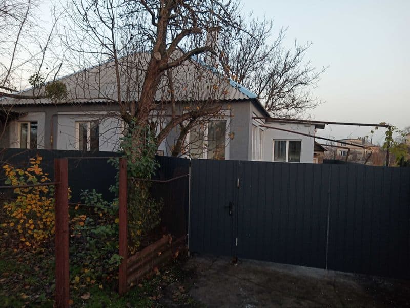 Продам 2 будинка по сертифікату в Ізюм 960000 та 1300000