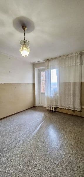 Продам велику 3х к.кв.в Коцюбинському. Жилий стан.Вільна! Облаштована.