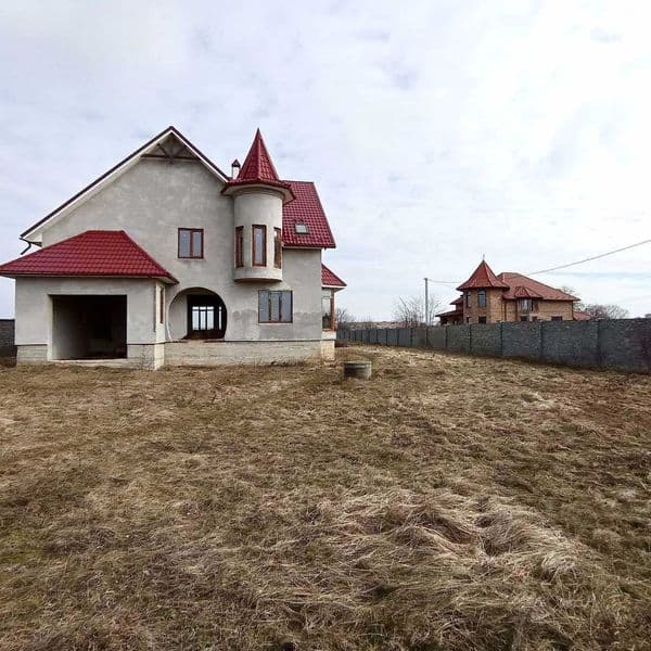 Продається 2-поверховий новозбудований будинок. Чортків