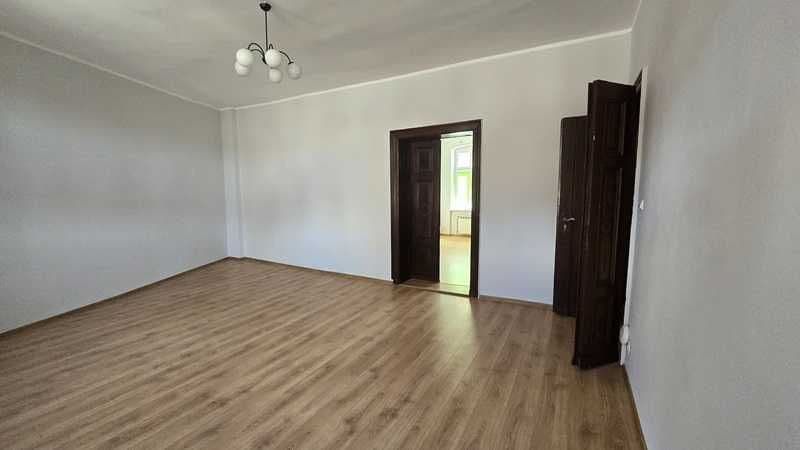 Pokoje jeden za drugim, centrum