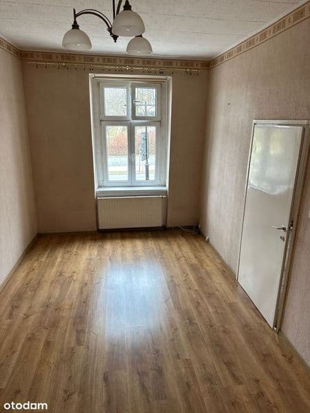 Mieszkanie w centrum Gniezna – 69 m², 3 pokoje, ogród i garaż