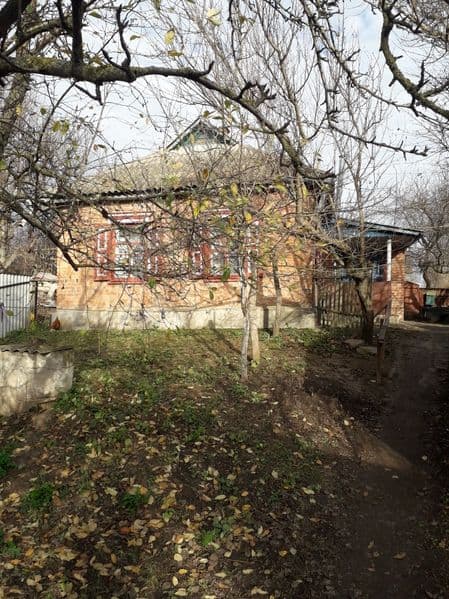 Продається приватизований будинок в с.В'язівок.Терміново!