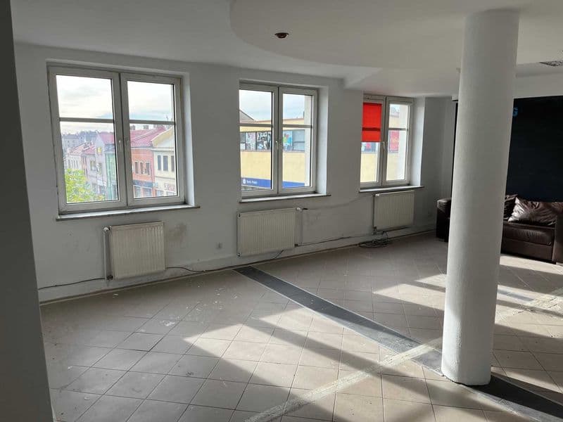 Lokal usługowy biurowy w centrum Chrzanów, 100-200 m2