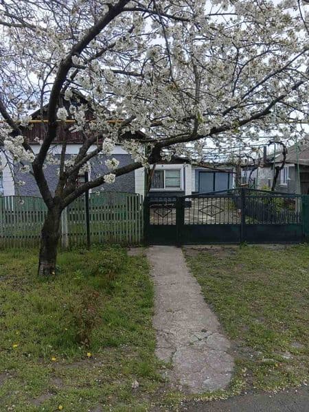 Продам свой дом на два входа