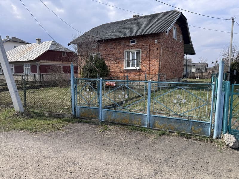 Продаж будинку у місті Стрий