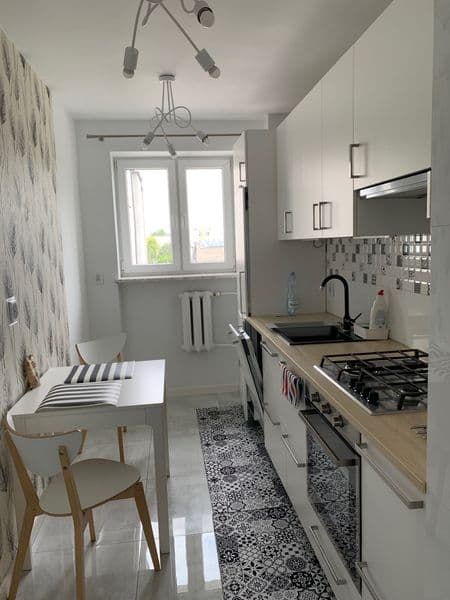 Centrum - cegła - 3 pokoje + komfortowa loggia + duża piwnica