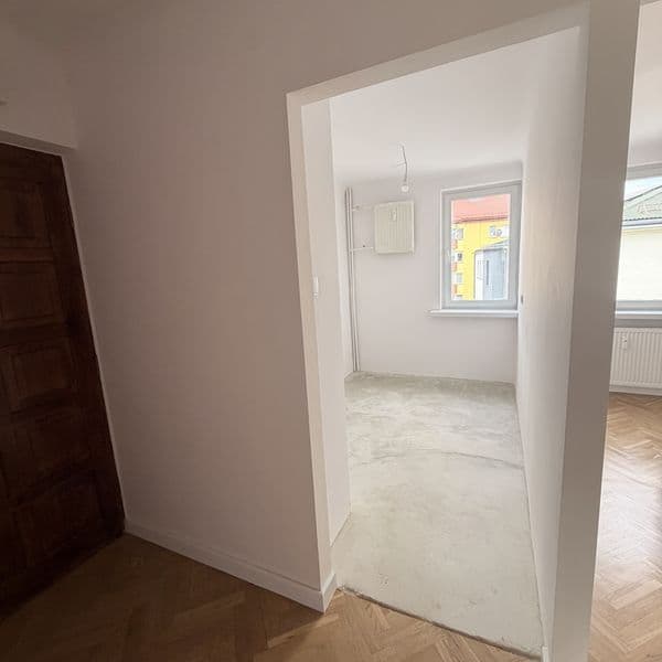 Mieszkanie 47 m2 w centrum Bilgoraja z garażem
