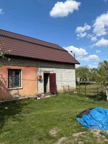 Продаж  приватного Будинку  З чудовим розташуванням у центрі м.Золочів