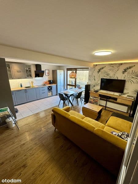 Mieszkanie dwupoziomowe w centrum | Winda, balkon, parking, ok. 80 m2
