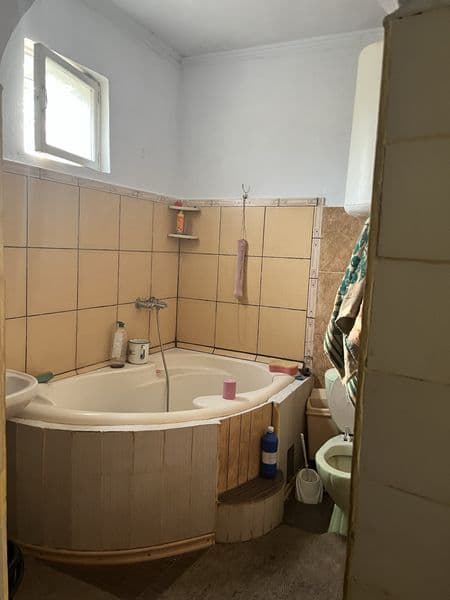 Продается хороший дом в селе
