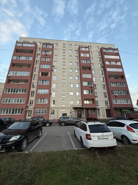 2-кімнатна квартира 70 м², індивідуальне опалення, Пісочин