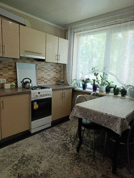 Продам 3-кімнатну квартиру+ меблі