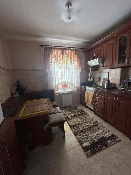 Продається квартира