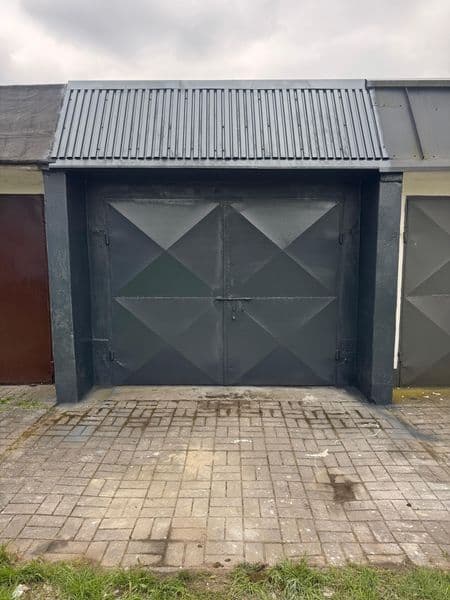 Sprzedam garaz Lubliniec Damrota Prąd Siła Ksiega Wieczysta