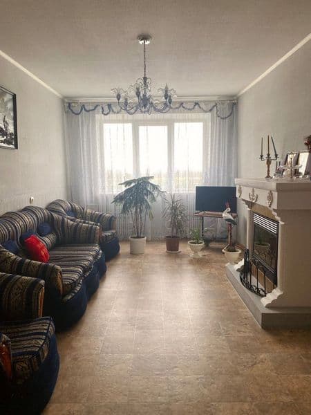 Продам 3 к.кв., 6 мікрорайон, буд. 2