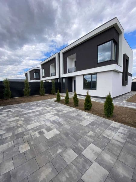 Гарний дуплекс в Гнатівці, 150м2 ділянка 2.5 сотки, затишна локація