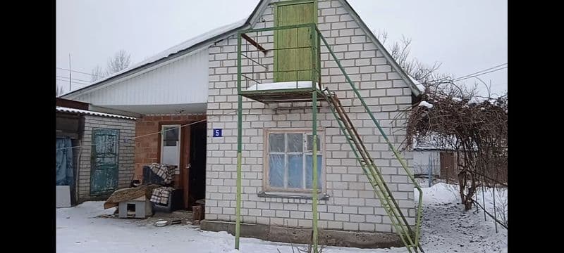 Продам будинок м.Каніа