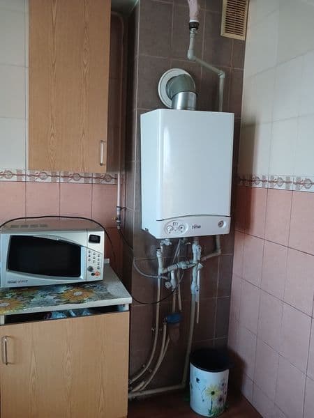 Пропонуємо до продажу  гарний та просторий будинок у м.Шпола.