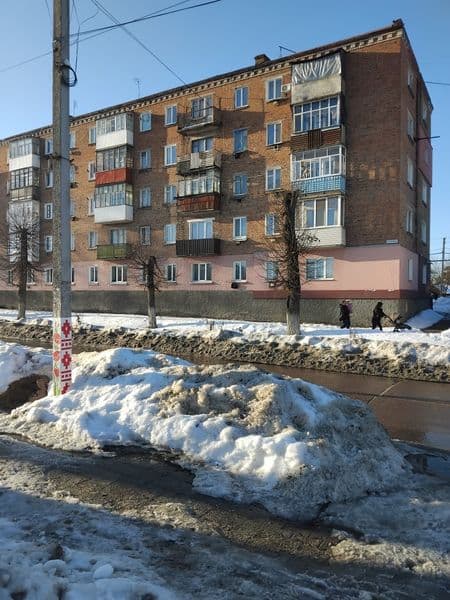 Продається 2 кімнатна квартира.