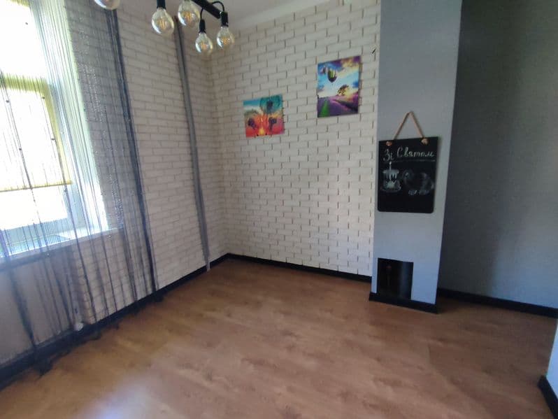 Продам 3 комнатную крупногабаритную квартиру