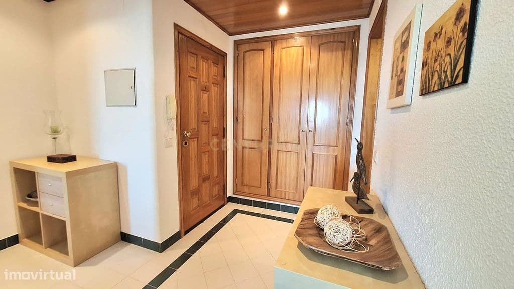 Apartamento T1  nos salgados , ultimo andar com vista mar