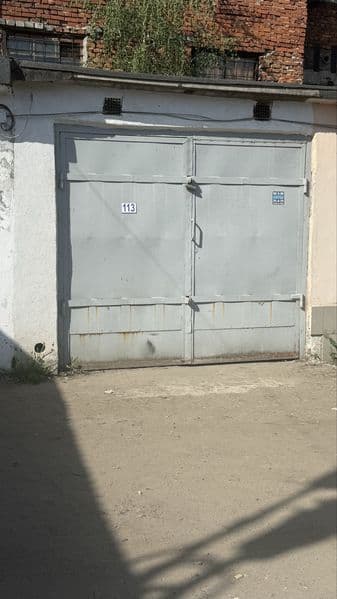 Продам гараж, вул. Єрошенка 17( вище заправки)