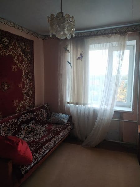 Продається трьох кімнатна квартира