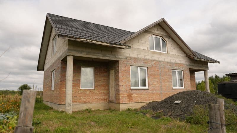 Продаж будинку с. Волошки.