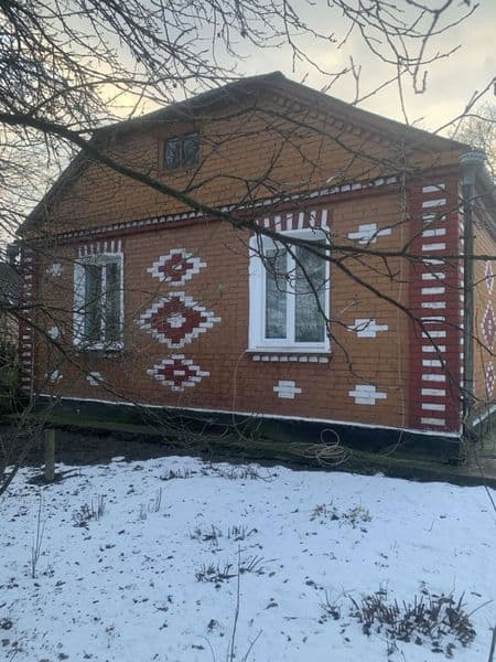 продається хата в селі Бужанка