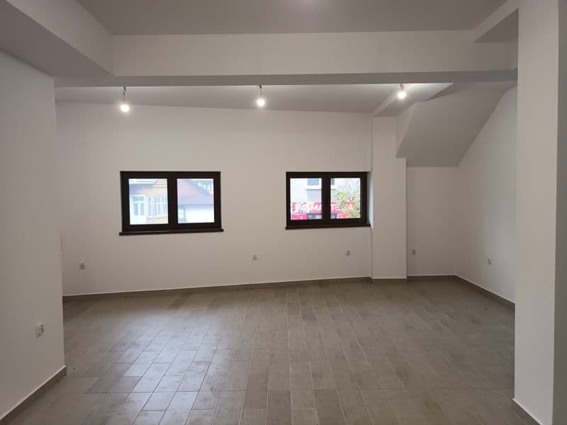 NOWA CENA !!! Lokal usługowy do wynajęcia w centrum Myślenic