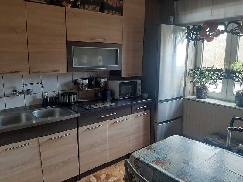 ZAMIANA na mieszkanie minimum 50 m²  - dwa niezależne mieszkania 85 m², 1/4 domu - Braniewo ul. Moniuszki