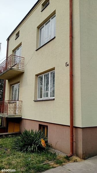 Dom wolnostojący z piwnicą i garażem