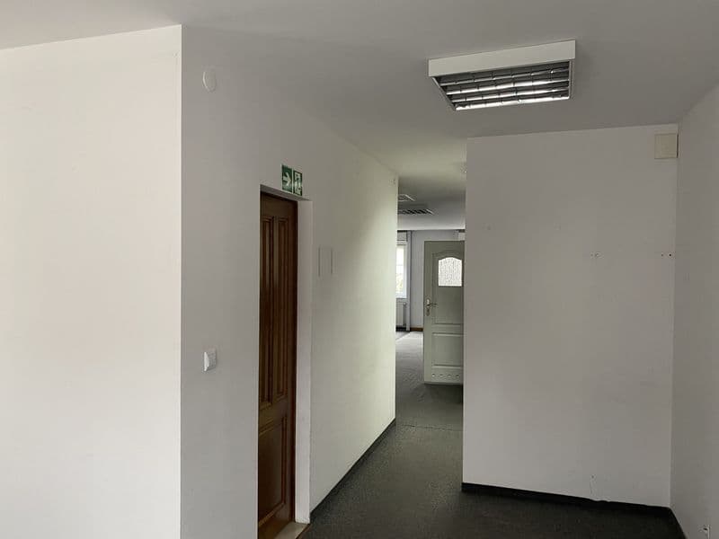 Lokal biurowy 75 m2. Góra Kalwaria ul. Sportowa 17 A ,FV