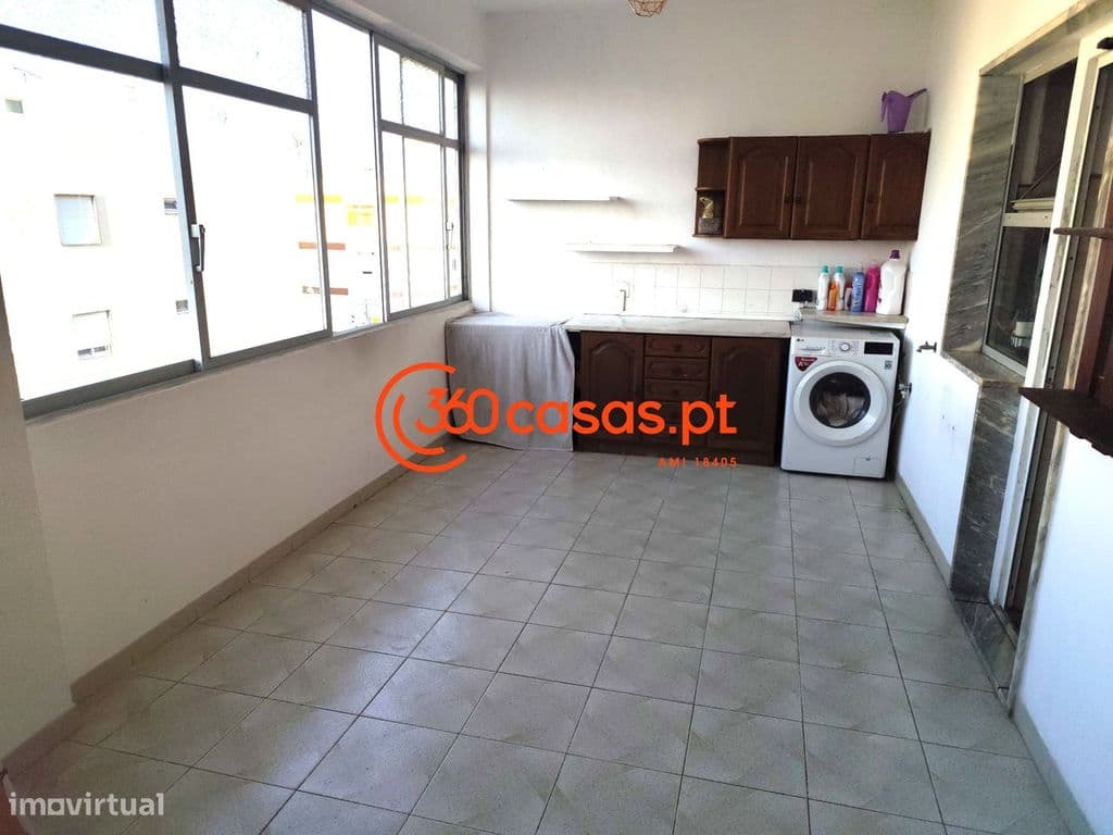Apartamento T2 com excelentes áreas em Olhão