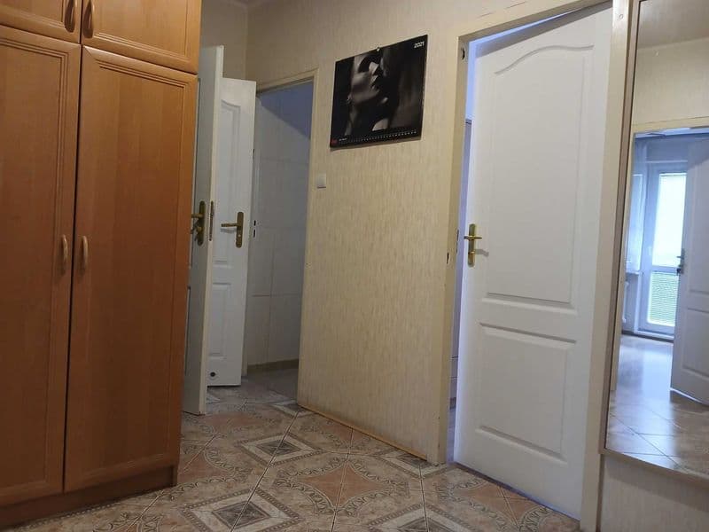 Mieszkanie trzypokojowe koło Focusa